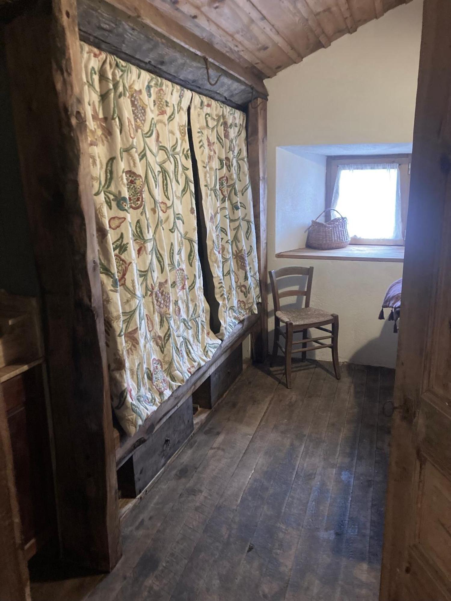 Chambres Et Tables D'Hotes - Les Ateliers De Pontajou - Pelerin Navette Gratuite A Saugues Venteuges Exterior photo